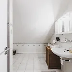 Apartment Ruzova 79