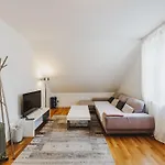Ruzova 79 Apartment *