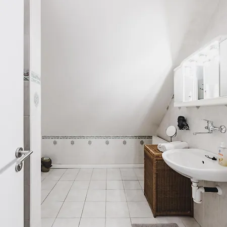 Apartment Ruzova 79