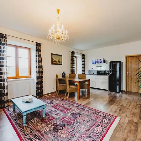 Apartmán Ruzova 79 Tábor