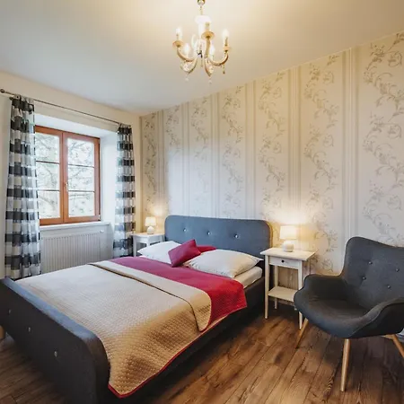 Ruzova 79 Apartment